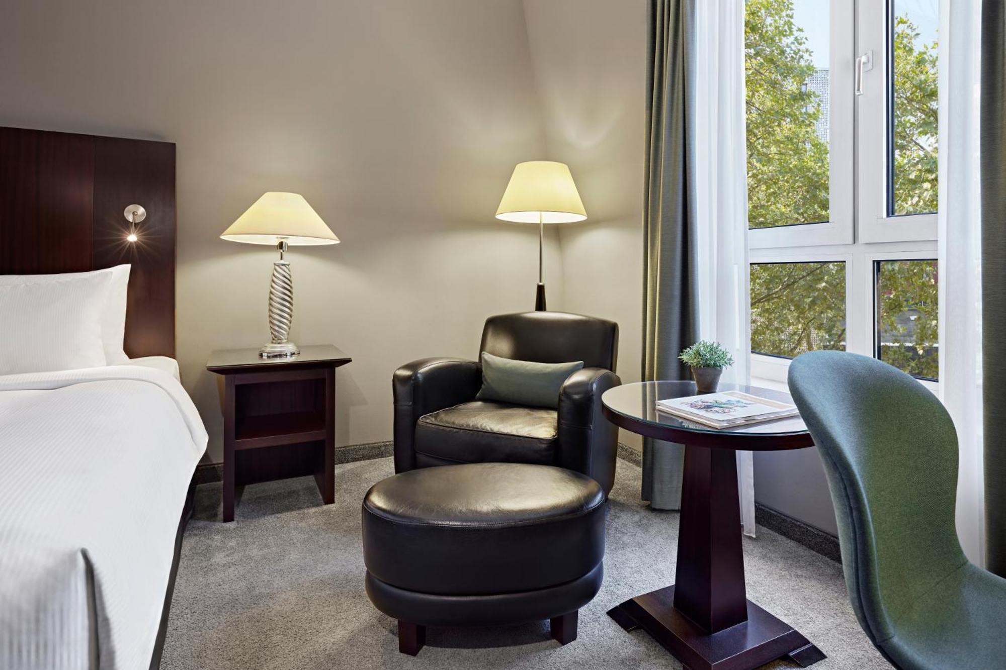 Lindner Hotel Cologne City Plaza Bagian luar foto
